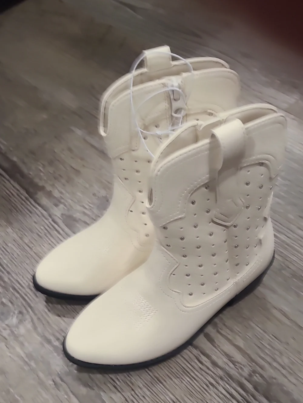 Art Class Jovi White Ivory Side Zip Heeled Faux Leather Size